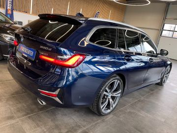 BMW 320 Touring  d xDrive Luxury Line *HUD*PANO*ACC*