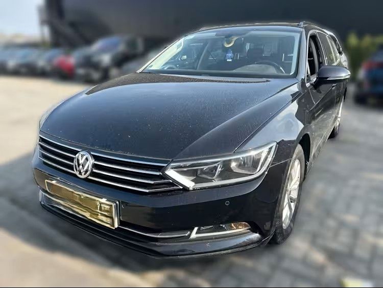 Image of Volkswagen Passat Variant