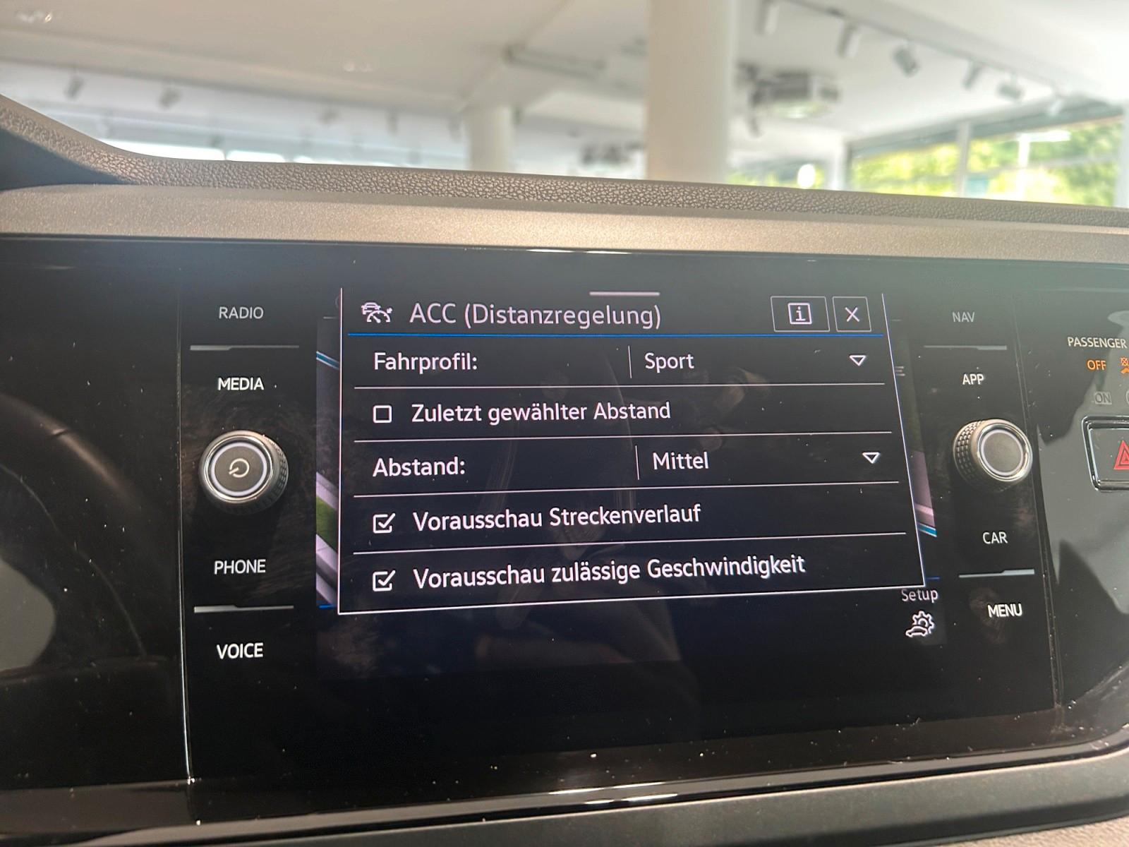Volkswagen Taigo R-Line ACC/MATRIX/KAM/NAV/DIGI/SZH/KEYLESS, миниатюра 25