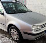 Volkswagen Golf 4 Variant - Volkswagen Golf aus 2004: Kombi