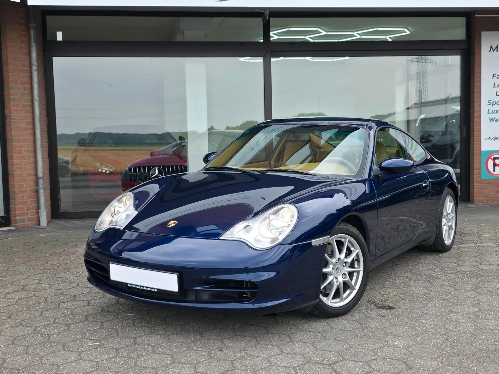 Porsche 911 Carrera Coupe (996)
