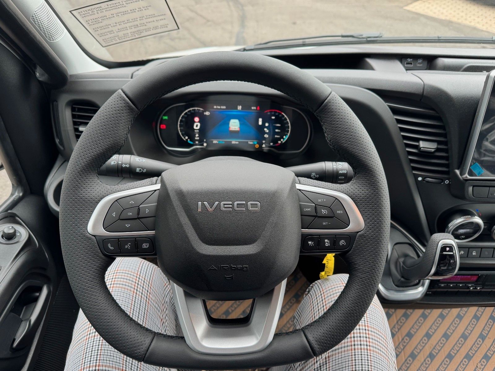 Fahrzeugabbildung Iveco Daily 70C21 3.0L *L4*H3*Automatik*LED*AHK*