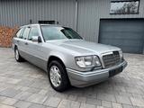 Mercedes-Benz Mercedes E320 T Modell W124 - Mercedes-Benz W124 t modell Gebrauchtwagen