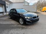 BMW 318d T Shadow Line WIDE*LED*CARPLAY*FACELIFT*TOP - BMW: Kombi, F31