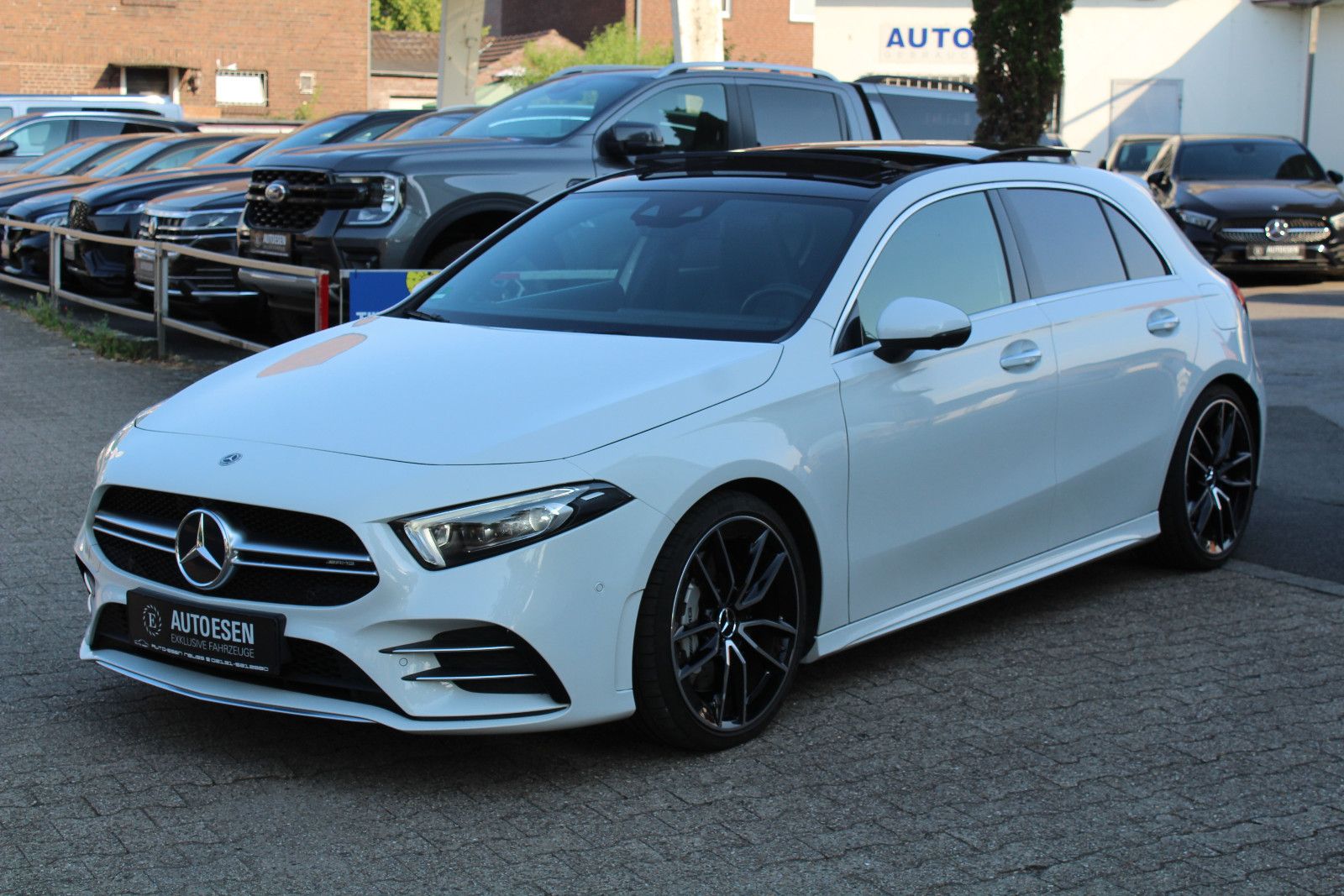 MERCEDES-BENZ A35 AMG 4MATIC+PANO+360°+MEMORY+HUD+STANDHEIZUNG
