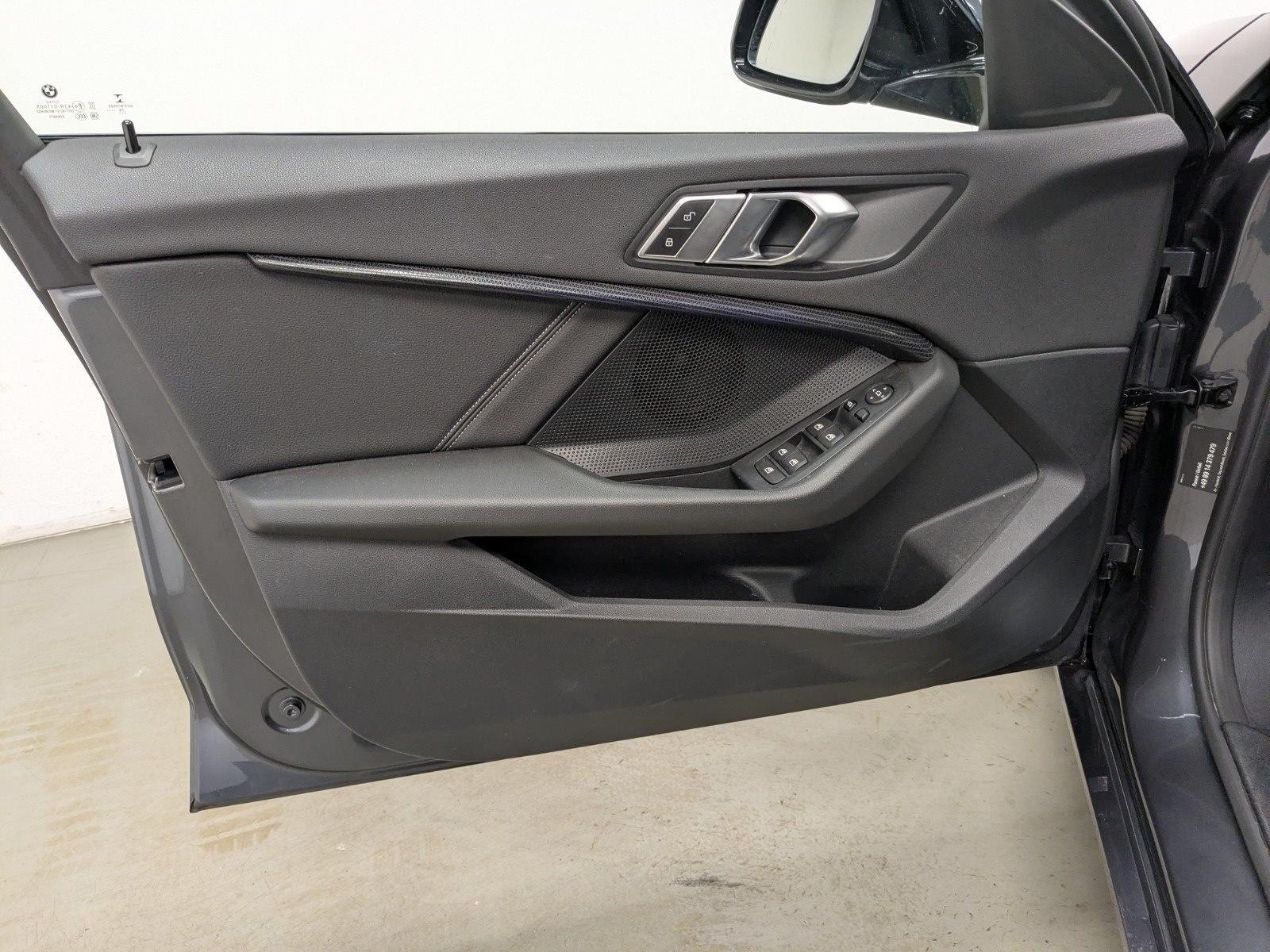 BMW 118 i Sport Line PDC LED Navi WLAN, миниатюра 12