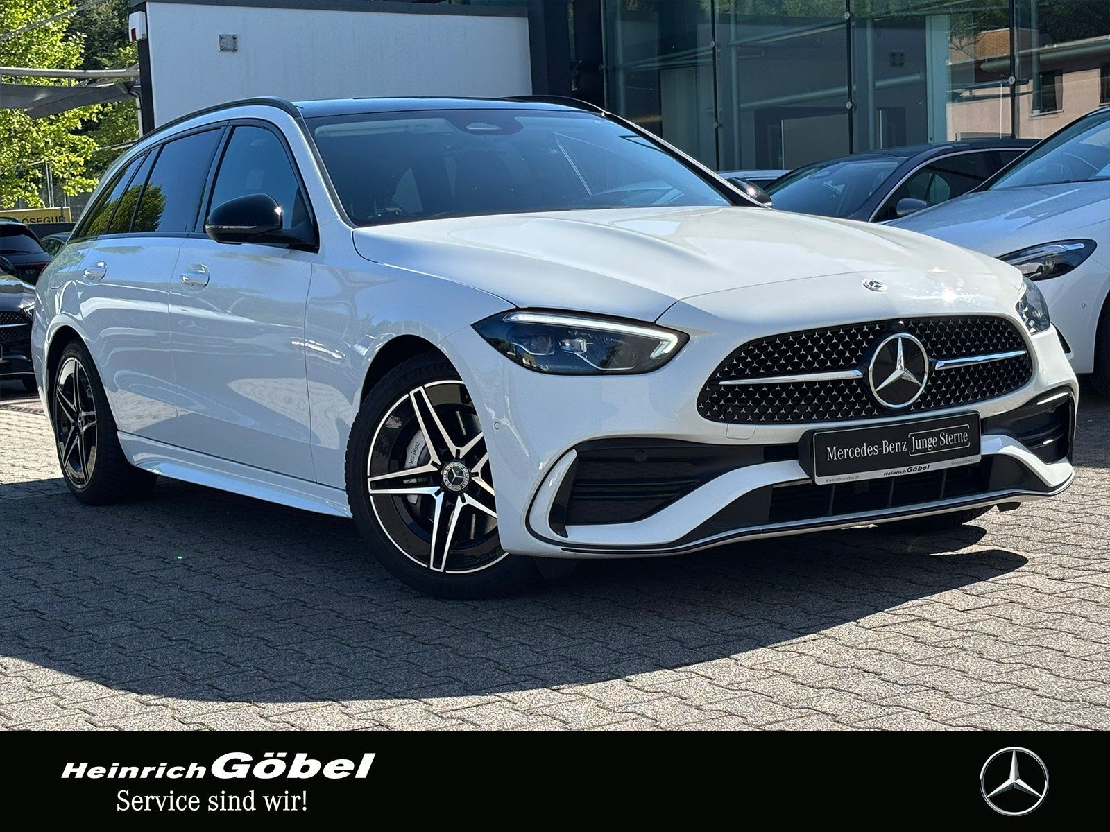 Fahrzeugabbildung Mercedes-Benz C 180 T AMG*PANO*LED*TOTWINKEL*NIGHT-PAKET*KAMER