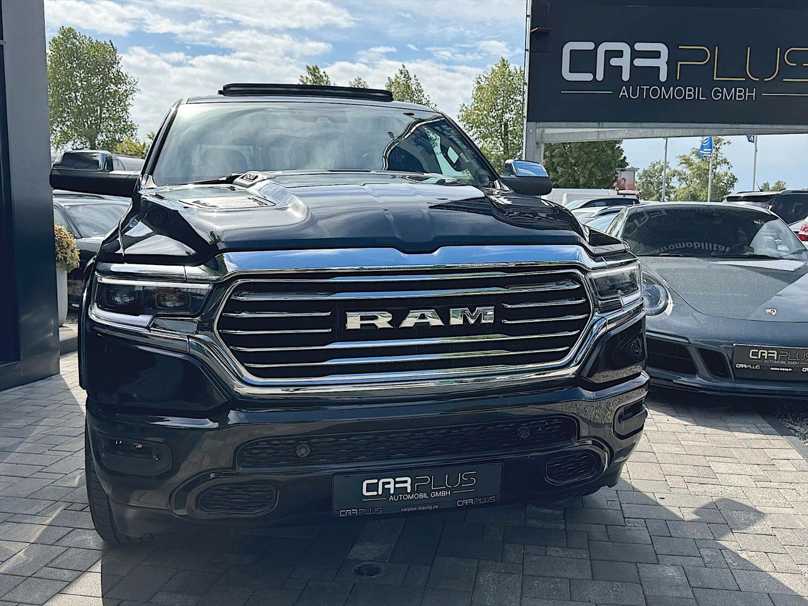 Fahrzeugabbildung Dodge RAM 5.7 V8 HEMI LIMITED 4x4 19% *Pano*Luft*ACC*