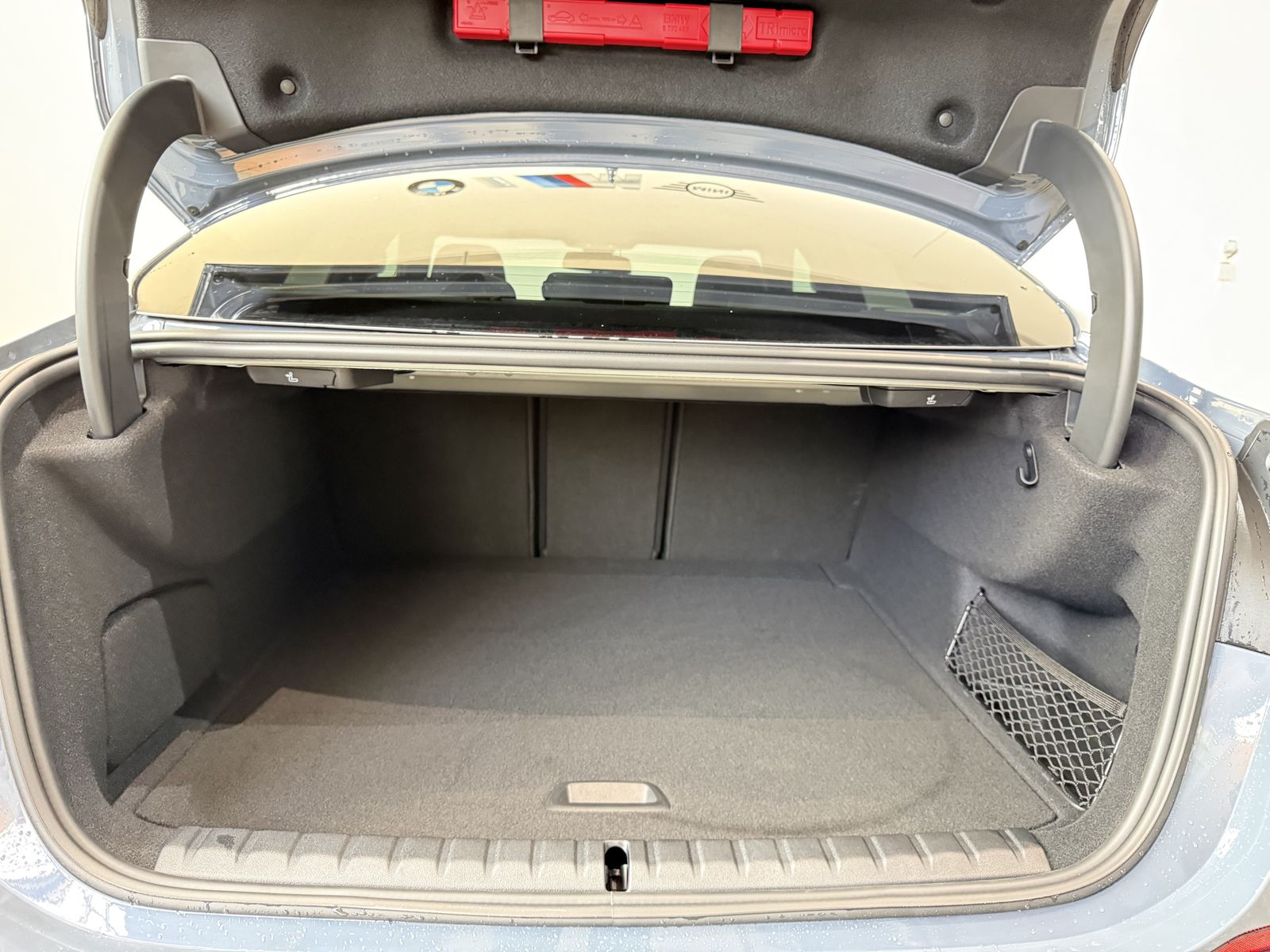 Fahrzeugabbildung BMW 218i AHK, Harman & Kardon, Lenkradheizung DAB