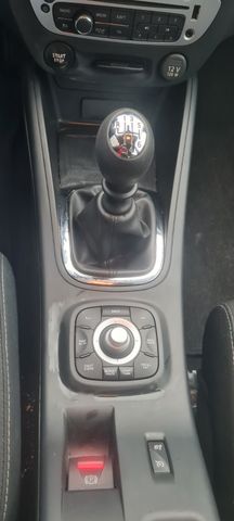 Renault Megane III Lim. 5-trg. Paris*Motor Probleme* Bild 11
