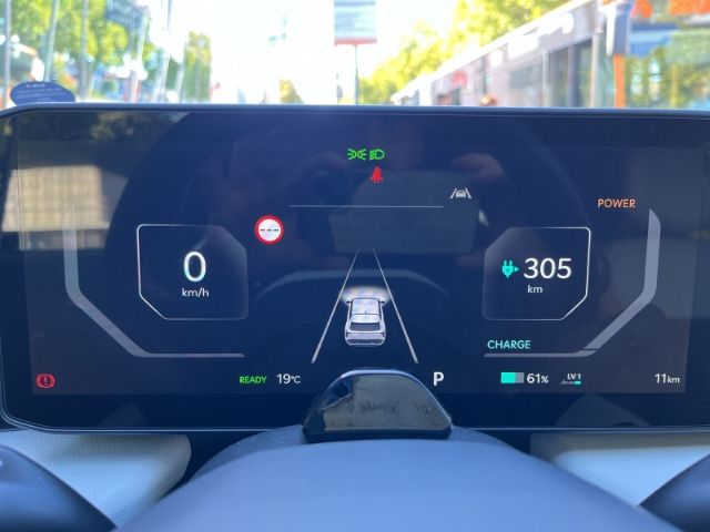 Fahrzeugabbildung Kia EV4 81,4 kWh GT-LINE *PANORAMADACH*DRIVEWISE-PAR
