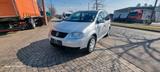Volkswagen Touran Conceptline 7 Sitzer 017661334190 - gebrauchte VW Touran aus dem Jahr 2005