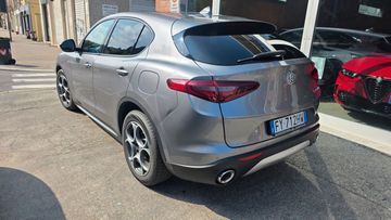 Alfa-Romeo Stelvio - 6