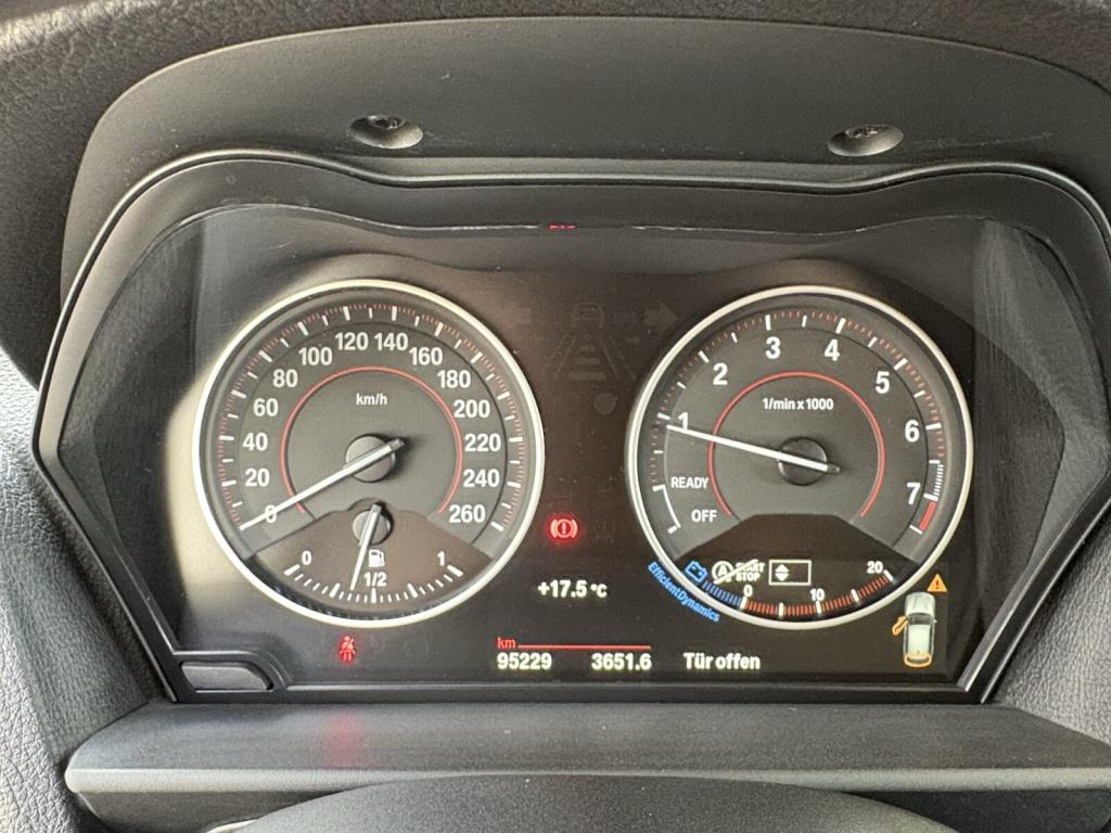 BMW 118 i Sport Line 2xKlima ACC AHK KlimaA LED LM