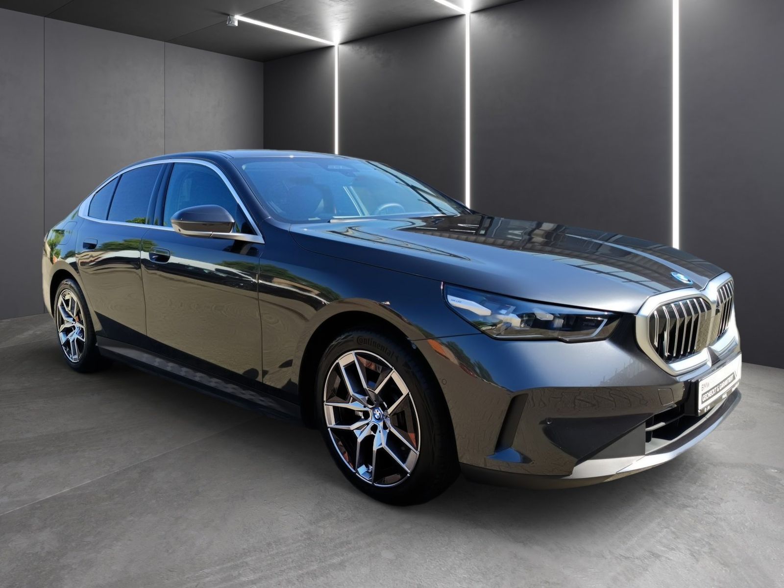 BMW 530e ICONIC GLOW 19 ALU KOMFORTSITZE foto 4