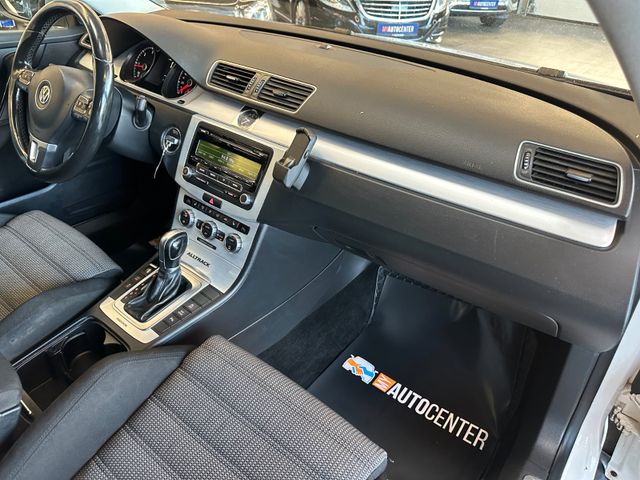 Volkswagen Passat Alltrack Variant Basis BMT 4Motion *AHK*