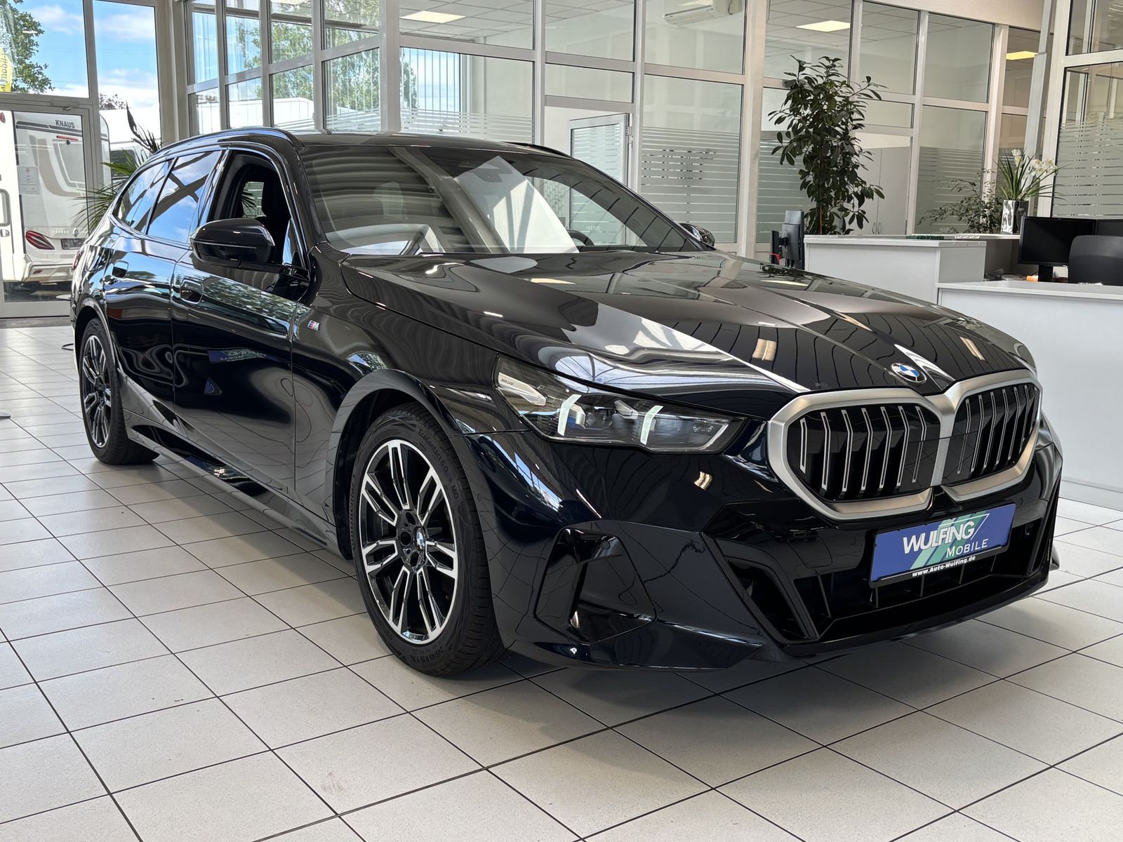 BMW 520 d Touring 2. M-Sport Steptronic ACC Ambiente imagem 3