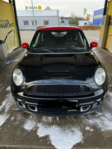 MINI Cooper John Cooper Works/Bi-Xenon/Nav...