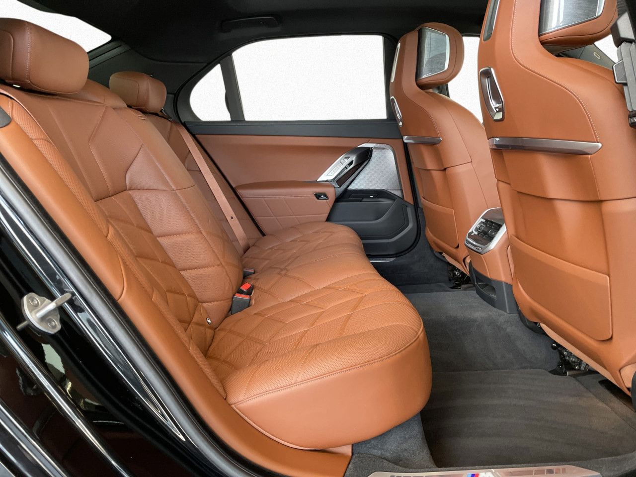 BMW 750e xDr M Sport AktivL,Pano,AHK,B&W,360°,DAPro foto 10