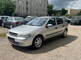 Opel Astra 1.2 16V Selection Klima  25TKM  1. Hand - gebrauchte Opel Astra aus dem Jahr 2001