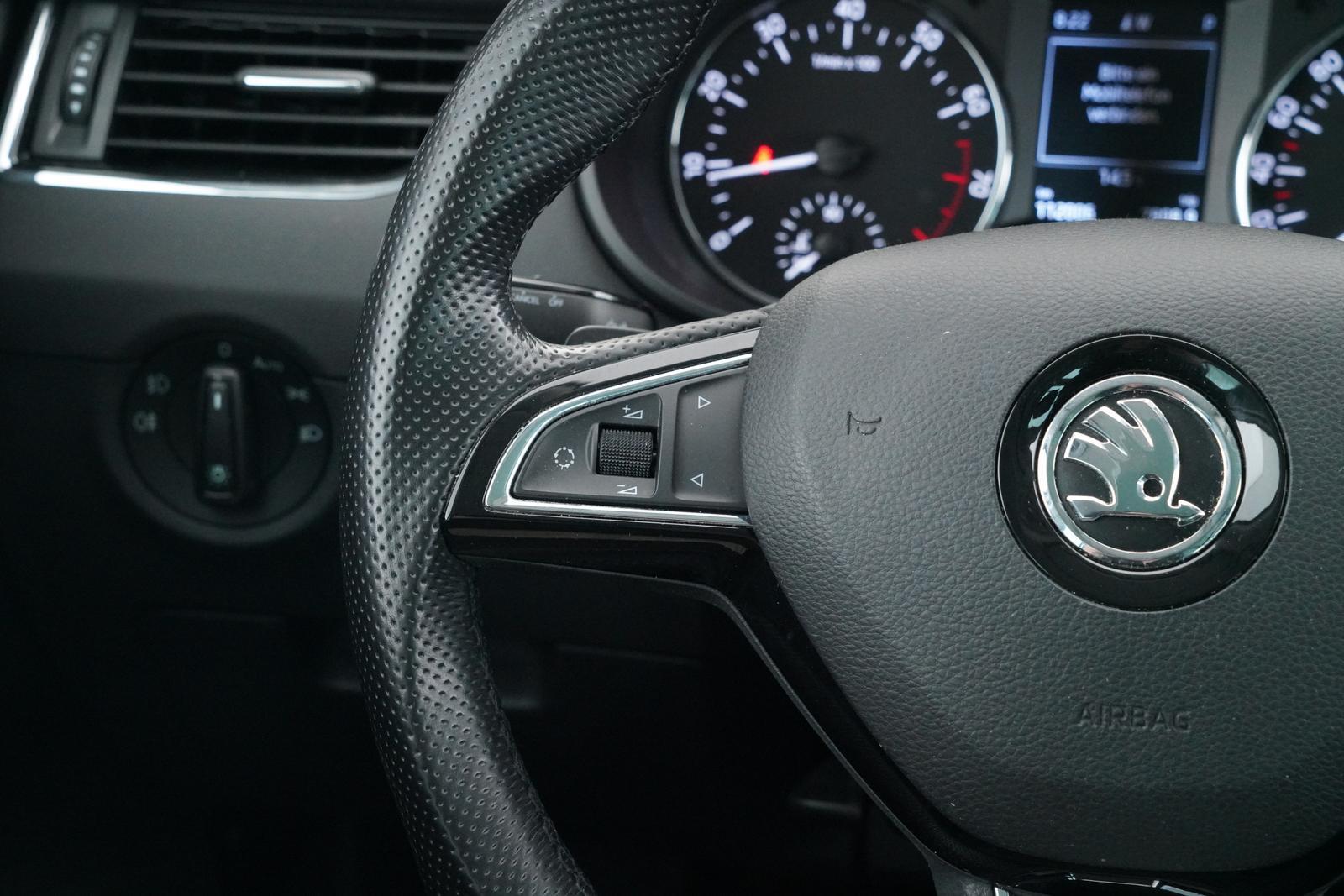 Skoda OCTAVIA ELEGANCE COMBI 1.4 TSI