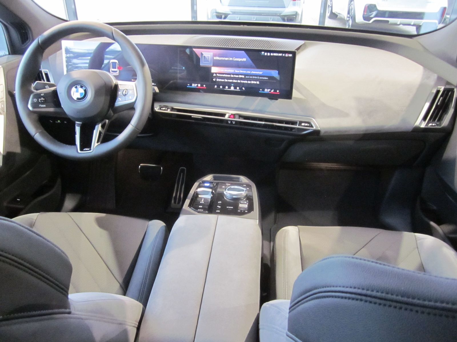 BMW iX - Bild 14