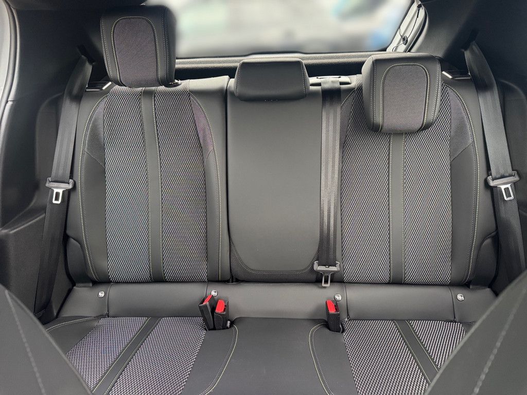 Peugeot 208 - Bild 15