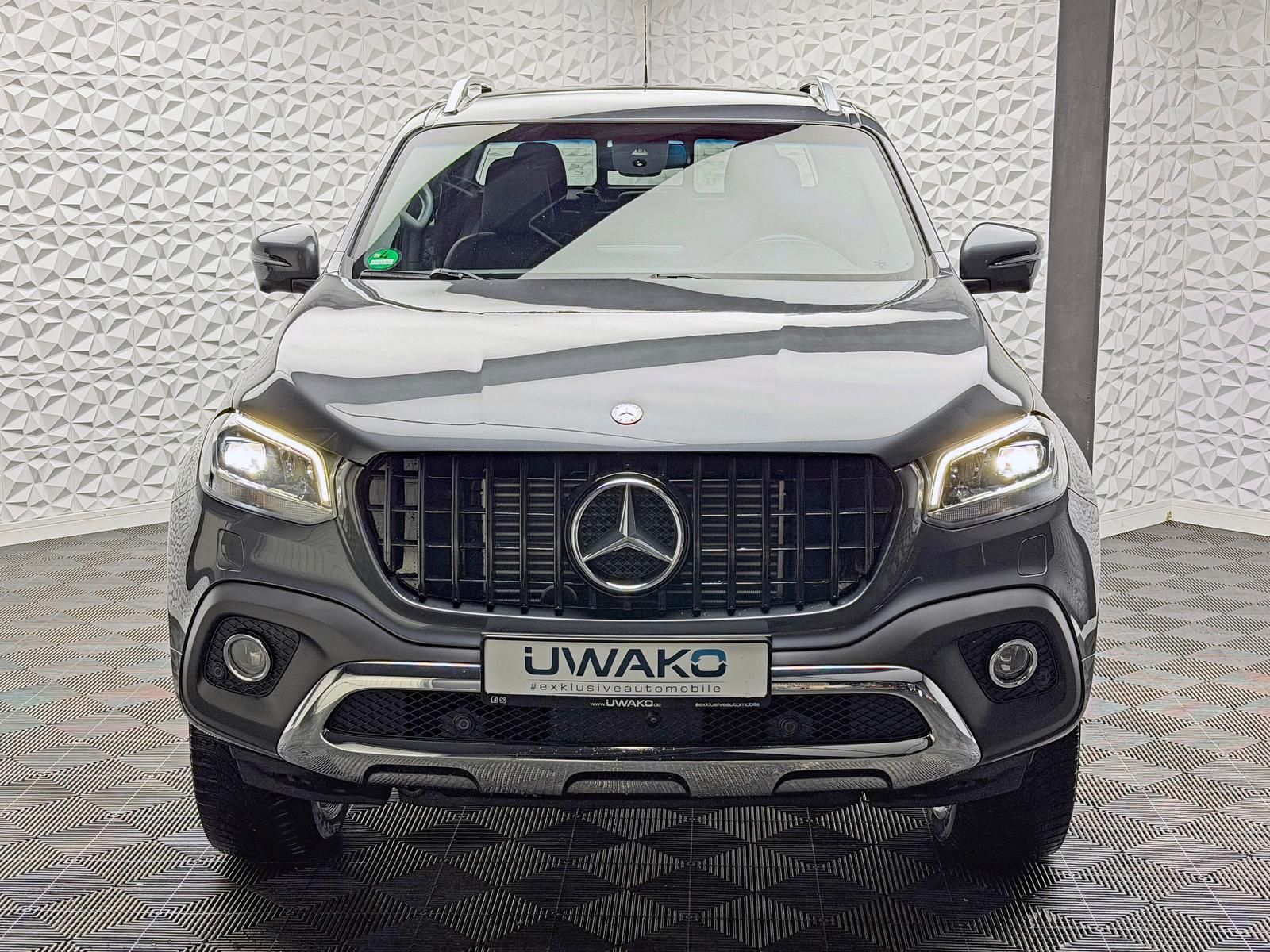 Fahrzeugabbildung Mercedes-Benz X350d POWER/4MATIC/STANDHZ/LED/KEYLES/360°/AHK