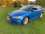 Audi A3 1.4 TFSI e-tron S tronic sport Sportback ... - Audi A3 mit Hybrid-Antrieb: Blau, Alcantara, mit Navigationssystem, mit Klimaanlage