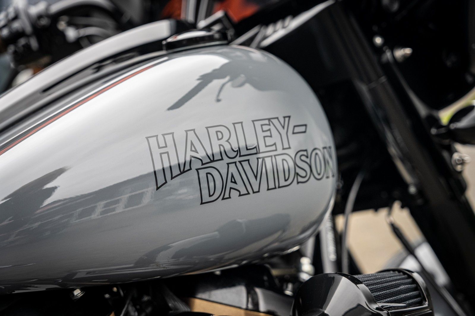 Fahrzeugabbildung Harley-Davidson FLHXST STREET GLIDE ST 117 - Gunship Grey