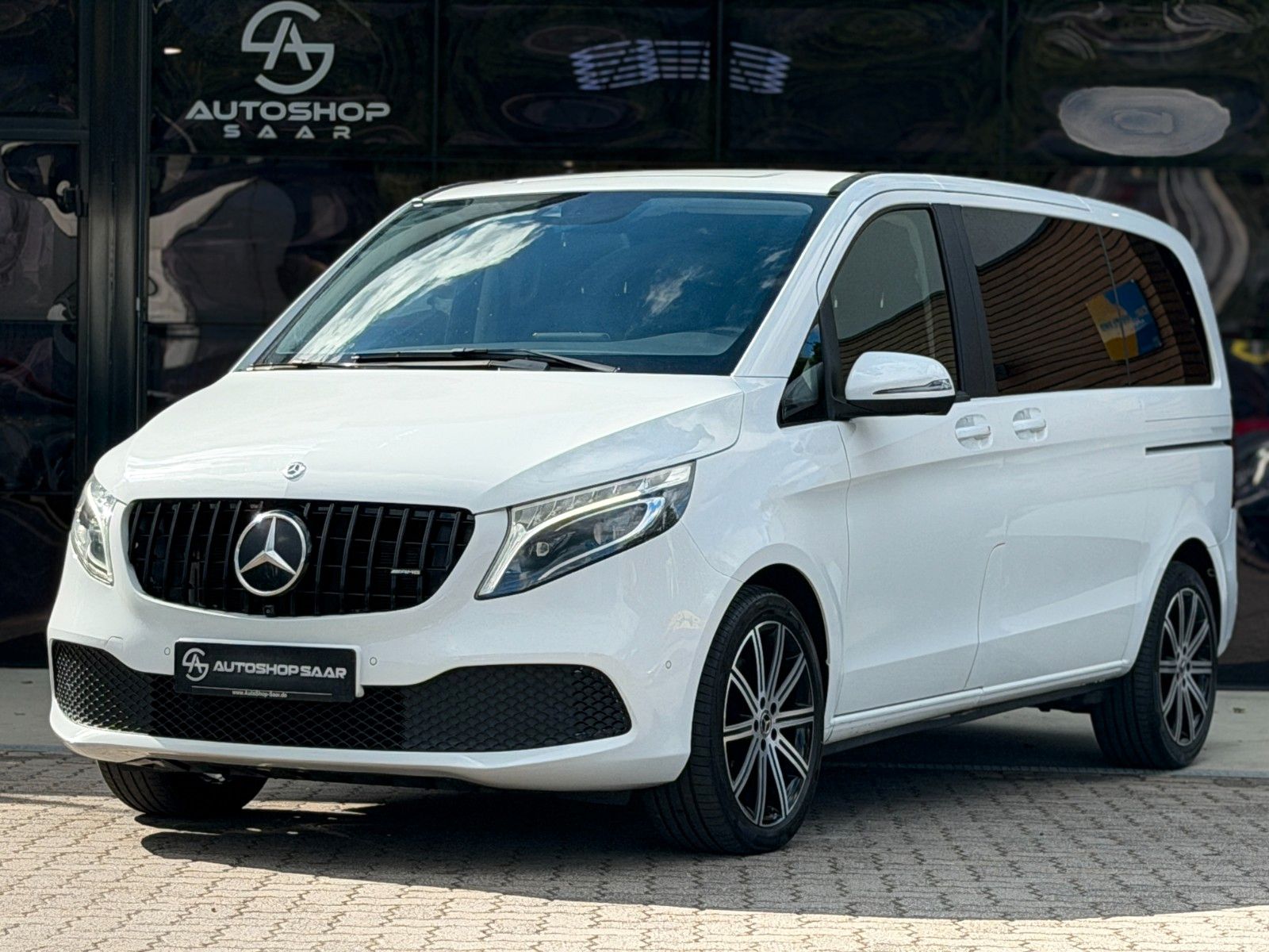 MERCEDES-BENZ V300 d AVANTGARDE EDITION 4MATIC 19"