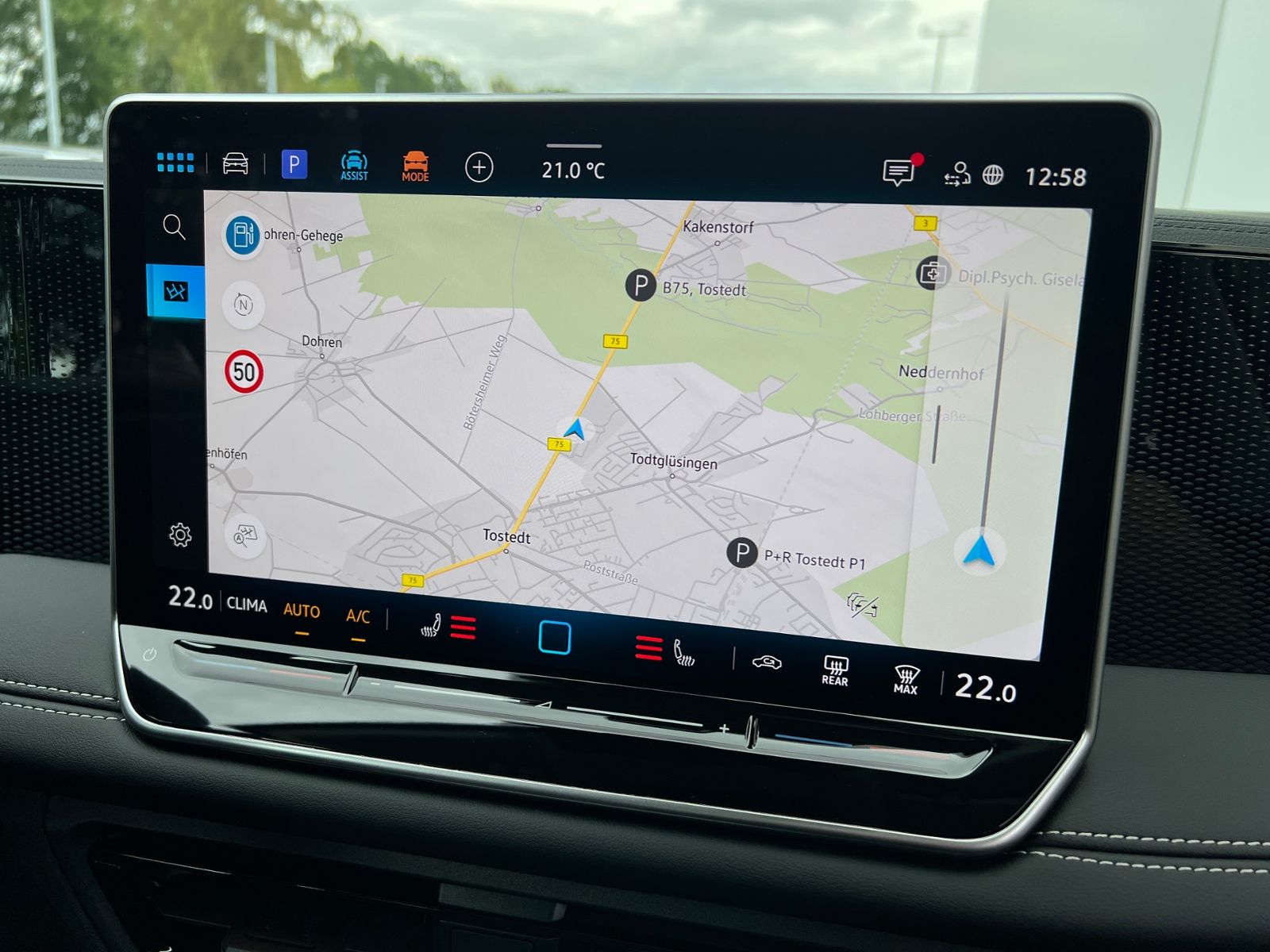 Fahrzeugabbildung Volkswagen Tiguan  ENERGY 2.0 TDI DSG *AHK, Navi, Ganzjahre