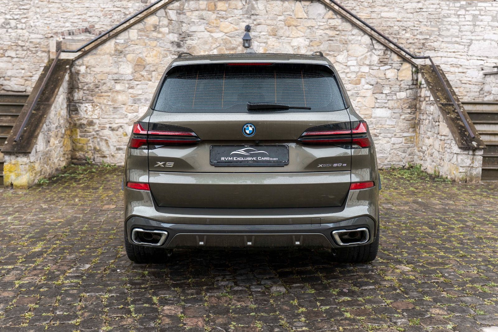 Fahrzeugabbildung BMW X5 50e xDrive M SPORT PANO LUFT KAM MASSAGE HIFI