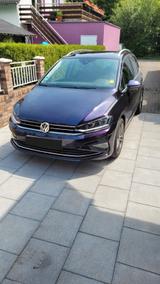 Volkswagen Golf Sportsvan mit AHK, Kamera,Standhei.,Assist. - VW Golf Sportsvan Gebrauchtwagen in Köln