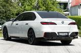 BMW 740d xDrive M SPORT.SOFTC.SKY.MASSAGE.AHK.5/100 - scheckheftgepflegte BMW 7er Reihe