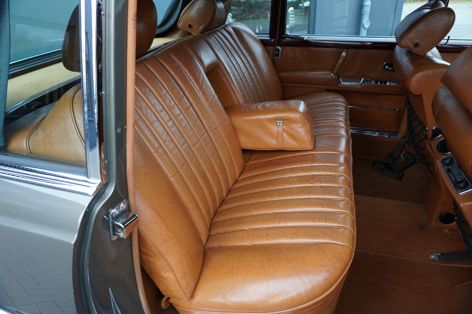 Fahrzeugabbildung Mercedes-Benz 600