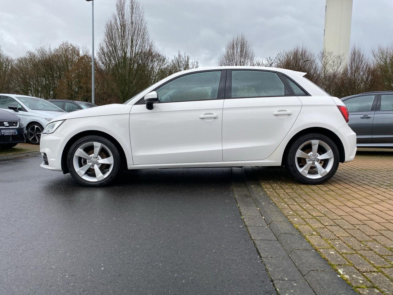 Audi A1 Sportback 1.0 TFSI Ultra Sport*XENON*AMI*