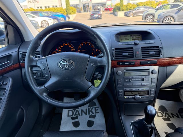 Toyota Avensis Kombi 2.0 Executive