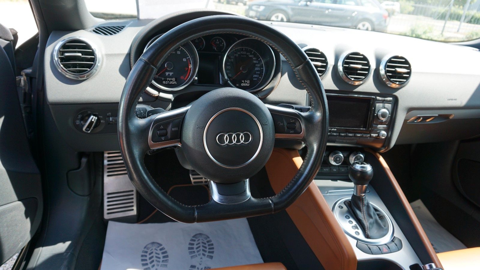 Fahrzeugabbildung Audi TT Roadster 2.0 TFSI quattro,Leder,Navi,Xenon,SH