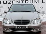 Mercedes-Benz C220 Limo  CDI KLIMA*AUTOMATIK*SITZH*TÜV*TOP - gebrauchte Mercedes-Benz C 220 aus dem Jahr 2006