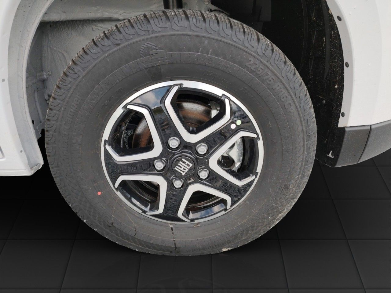 Fahrzeugabbildung LMC Tourer Lift H 660 G - Design Paket