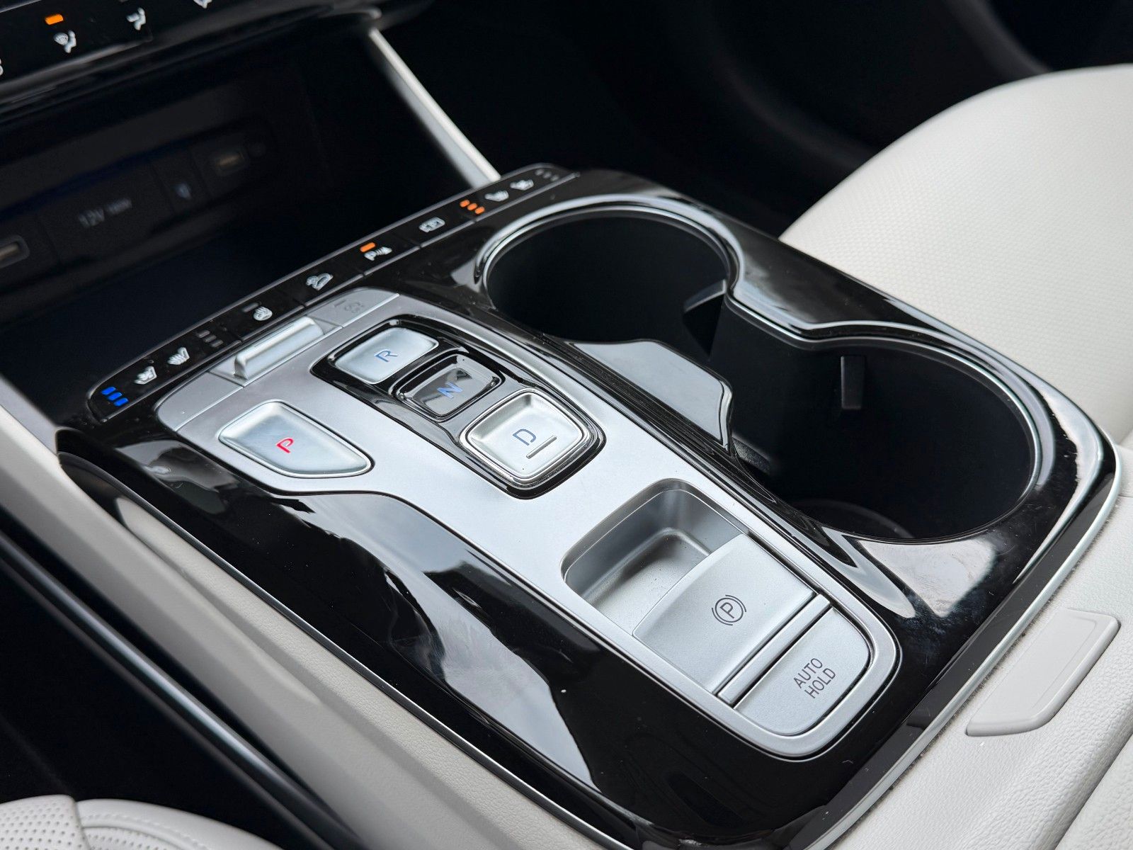 Fahrzeugabbildung Hyundai TUCSON 1.6 T-GDI 48V Prime *DCT*SHZ*RFKamera*LED