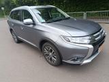 Mitsubishi Outlander 2.0 MIVEC Edition 100 ClearTec 2WD... - Mitsubishi Outlander von privat