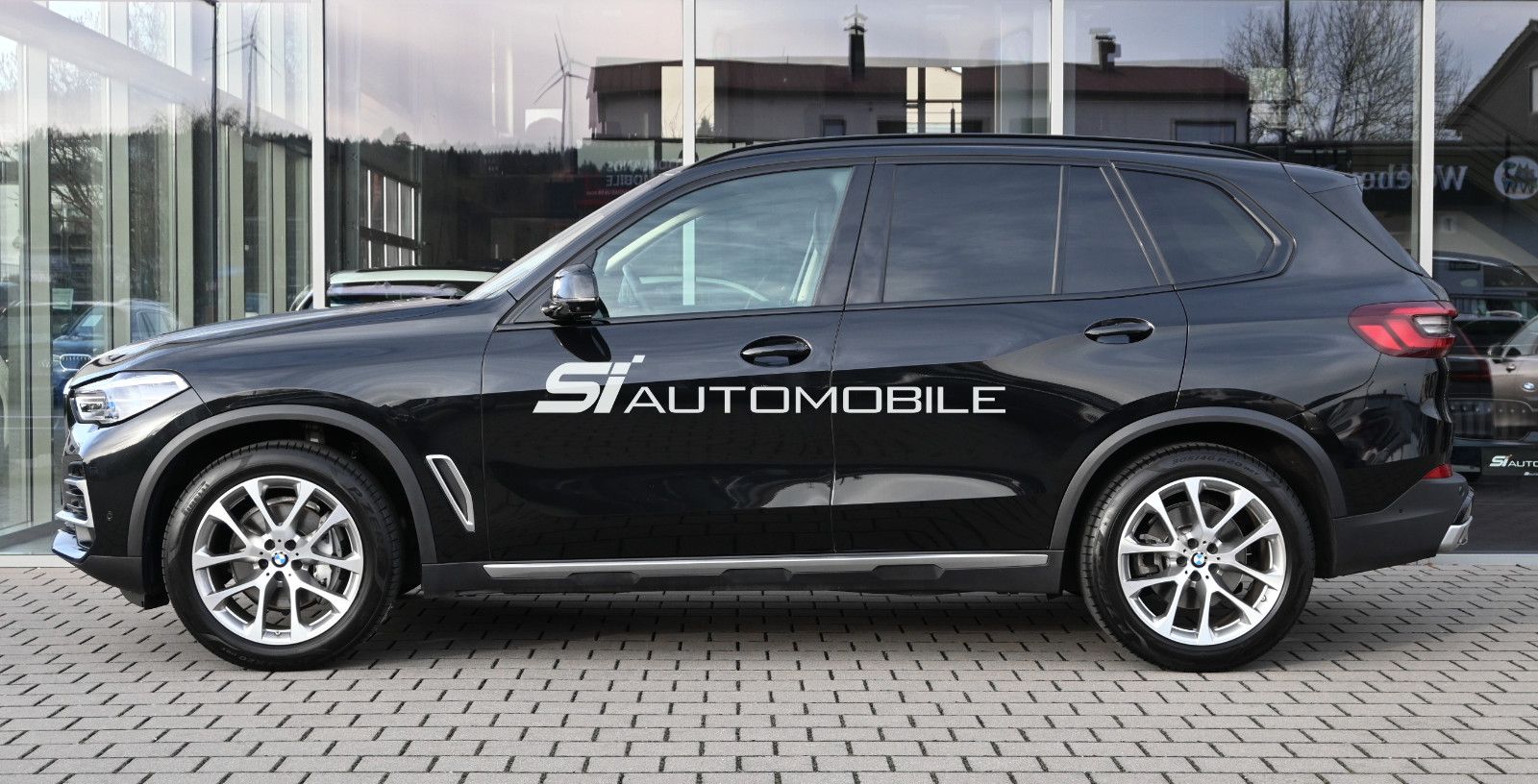 Fahrzeugabbildung BMW X5 xDr. 30d xLine °UVP 107.240€°LUFTFED°INTEGRAL