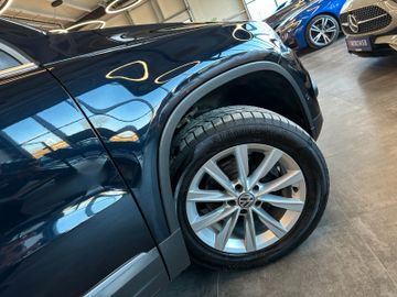 Volkswagen Tiguan Sport & Style 4Motion *BiXenon*Navi*AHK*