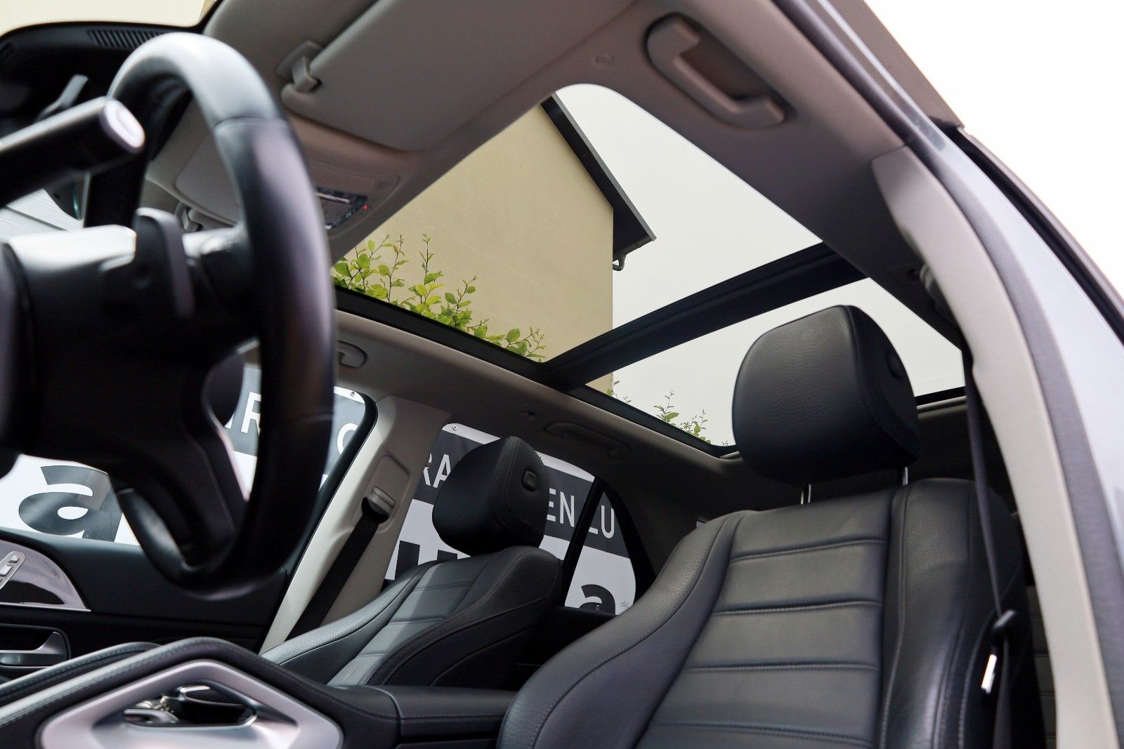 Fahrzeugabbildung Mercedes-Benz GLE 350 e 4M,Navi,LED,360Kamera,Panorama,ACC,AHK
