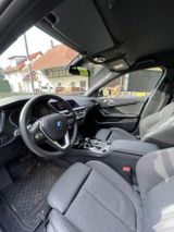 BMW 120i Sport Line Steptronic Sport Line - BMW 120 aus 2020