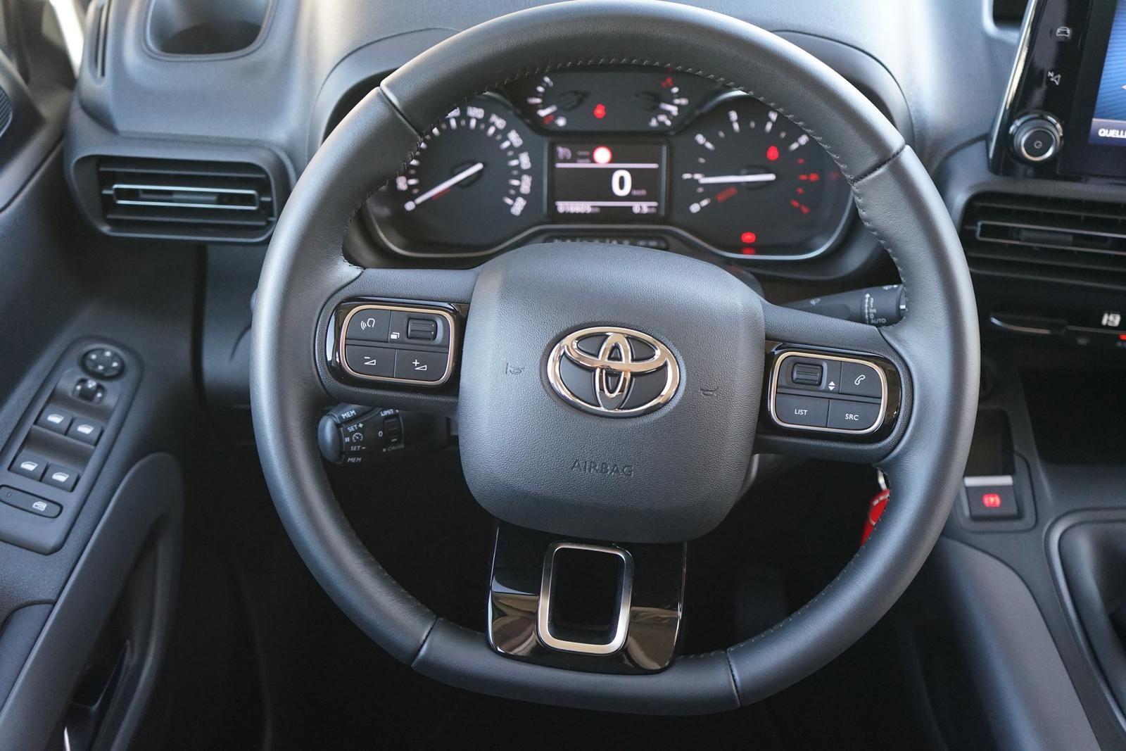 Toyota Proace City Verso 1.2 L1 Navi ACC Kamera DAB PDC
