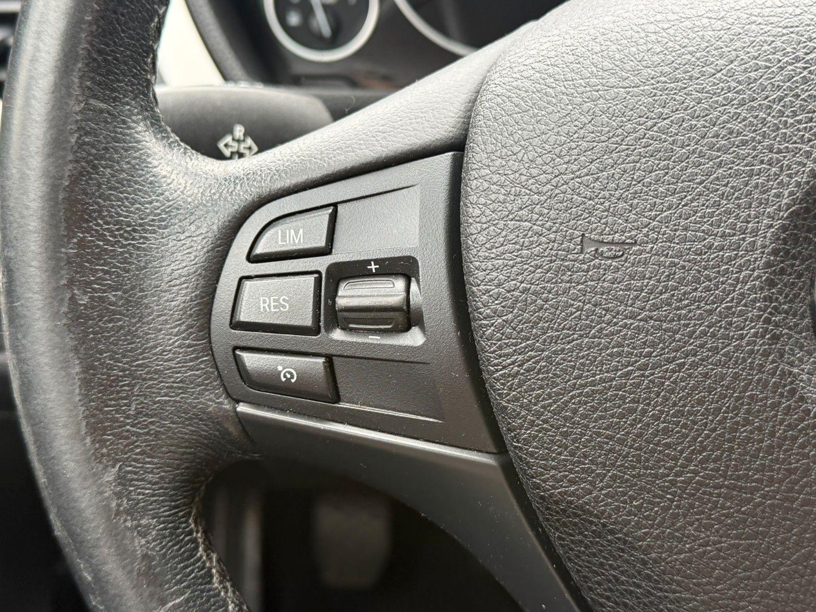 BMW 320 2015 — photo 20