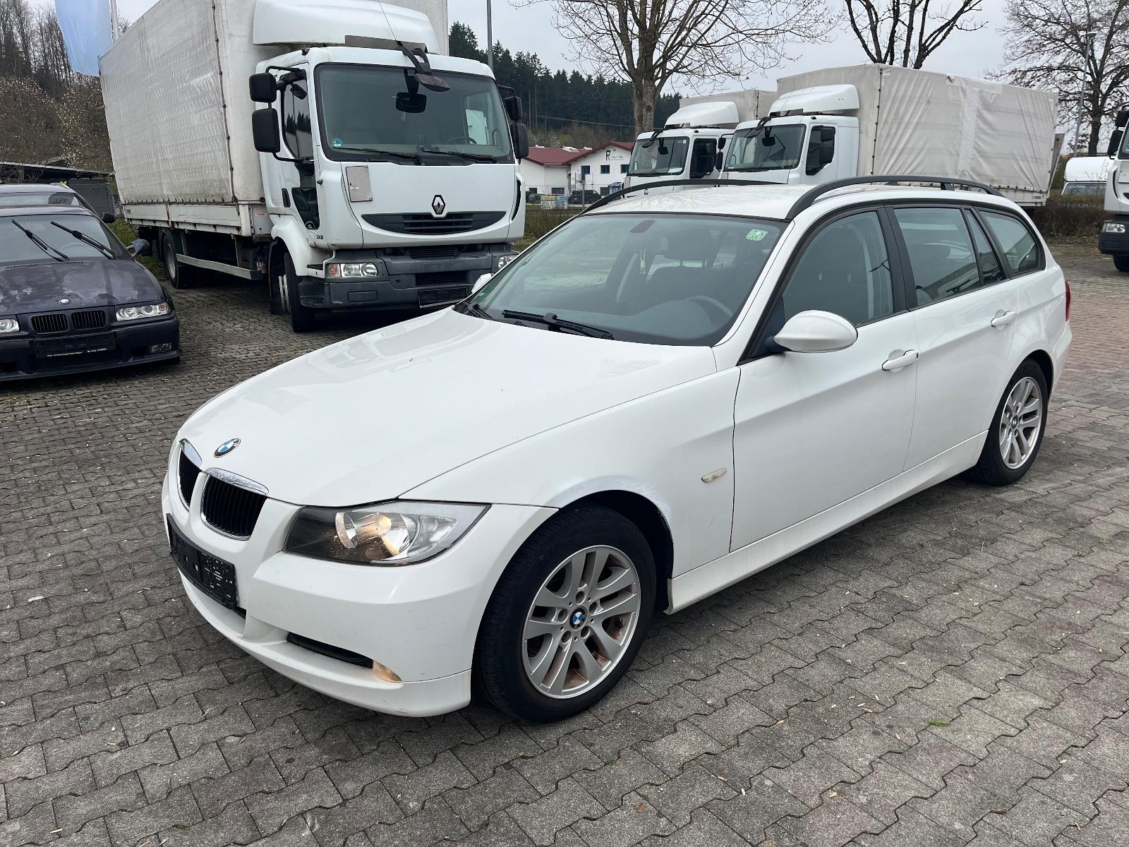 BMW 318 Baureihe 3 Touring 318d"Alpinweiss III"